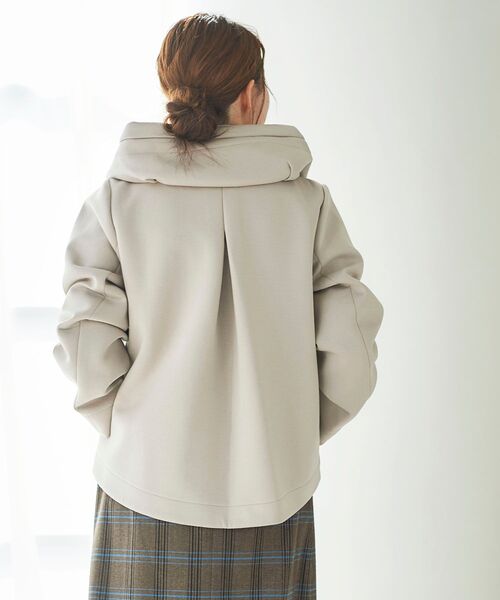 le.coeur blanc(ルクールブラン)の「【WEB限定】ボンディング×ダウンショートブルゾン(ダウンジャケット/コート・レディース・ブラック/ベージュ/ライトグリーン・38)」の11枚目の写真