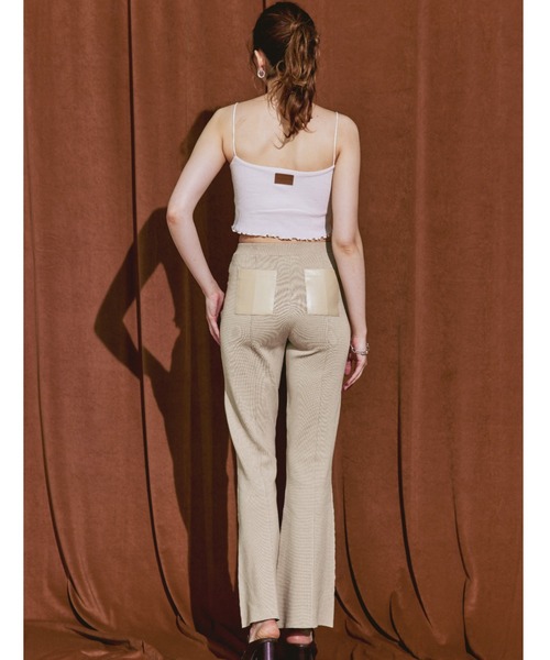 ALEXIA STAM（アリシアスタン）の「【ViVi 1月号掲載】Fake Leather Pocket Rib Knit Pants/フェイクレザーポケットリブニットパンツ（その他パンツ・レディース・ブラック/ベージュ/ブルー・S/M）」の22枚目の写真