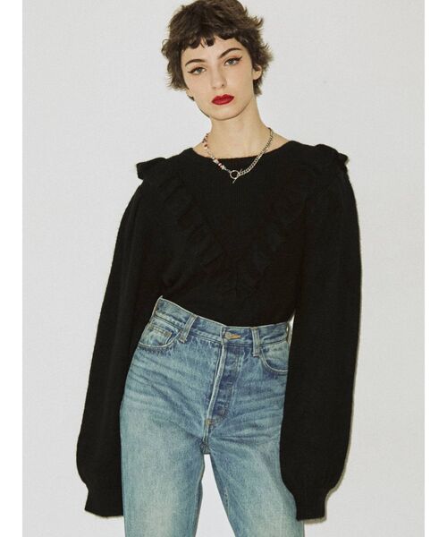 jouetie（ジュエティ）の「フリルカラーニット（ニット/セーター・レディース・ブラック/レッド/グリーン/ブルー・MEDIUM）」の2枚目の写真