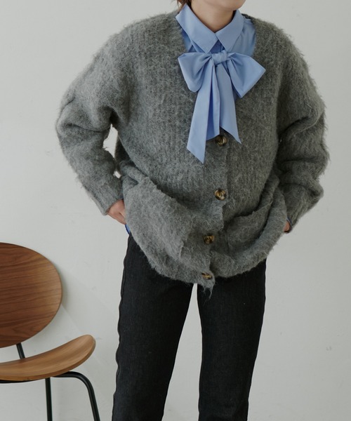 natural couture(ナチュラルクチュール)の「【大人ナチュ】【WEB限定】モンスターBIGカーディガン(カーディガン/ボレロ・レディース・キャメル/チャコールグレー/グリーン/ホワイト・FREE)」の2枚目の写真