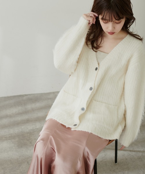 natural couture(ナチュラルクチュール)の「【大人ナチュ】【WEB限定】モンスターBIGカーディガン(カーディガン/ボレロ・レディース・キャメル/チャコールグレー/グリーン/ホワイト・FREE)」の9枚目の写真