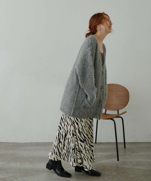 natural couture(ナチュラルクチュール)の「【大人ナチュ】【WEB限定】モンスターBIGカーディガン(カーディガン/ボレロ・レディース・キャメル/チャコールグレー/グリーン/ホワイト・FREE)」の16枚目の写真