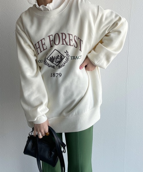 w closet(ダブルクローゼット)の「カレッジプリントBIGスエットプルオーバー(スウェット・レディース・ブルー/アイボリー/ミント/スミクロ・FREE)」の17枚目の写真