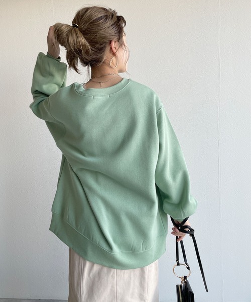 w closet(ダブルクローゼット)の「カレッジプリントBIGスエットプルオーバー(スウェット・レディース・ブルー/アイボリー/ミント/スミクロ・FREE)」の10枚目の写真