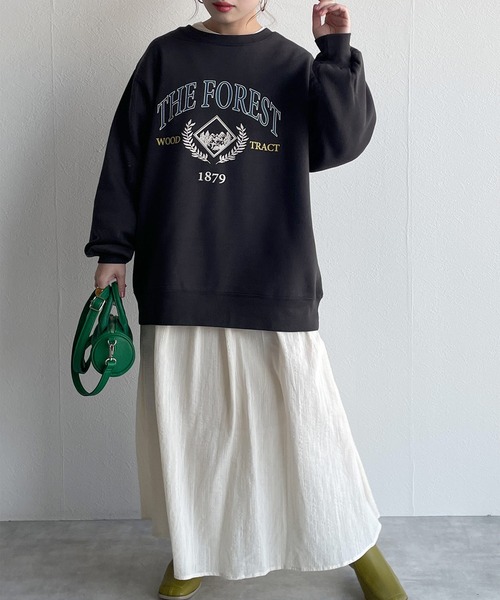 w closet(ダブルクローゼット)の「カレッジプリントBIGスエットプルオーバー(スウェット・レディース・ブルー/アイボリー/ミント/スミクロ・FREE)」の19枚目の写真