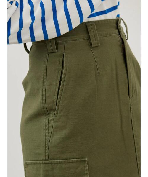 AMERICAN HOLIC(アメリカンホリック)の「スラブアウトポケットスカート(スカート・レディース・カーキ・S/L/M)」の7枚目の写真