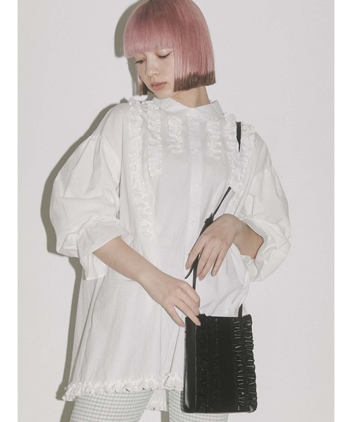 merry jenny(メリージェニー)の「フリルスクエアショルダーbag(ショルダーバッグ・レディース・ブラック/アイボリー・FREE)」の1枚目の写真