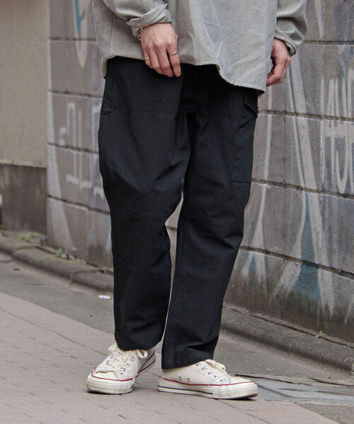 GLOSTER（グロスター）の「【GLOSTER/グロスター】ミリタリーリップストップ バルーンイージーパンツ（カーゴパンツ・メンズ・ホワイト/ブラック/オリーブ・MEDIUM/LARGE）」の4枚目の写真