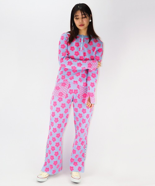 moyan ecri（モヤン エクリ）の「<moyan ecri>ヘンリーネック袖スリット花柄プルオーバー【SAKURA SERIES】（ニット/セーター・レディース・グリーン/アクア・FREE）」の5枚目の写真