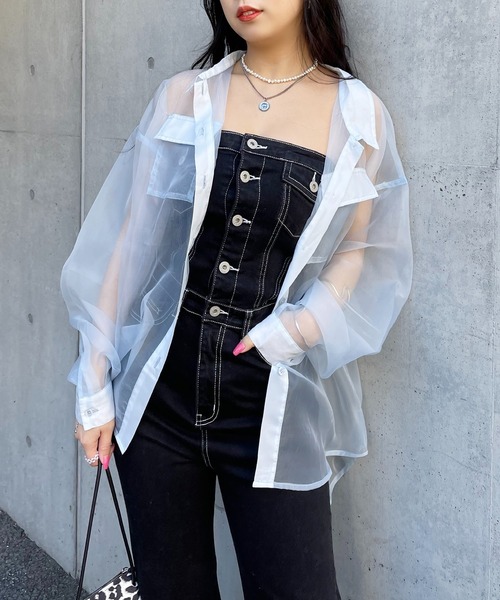 SPIRALGIRL（スパイラルガール）の「オーガンジーオーバーシャツ（シャツ/ブラウス・レディース・ブラック/オフホワイト/ブルー・FREE）」の3枚目の写真