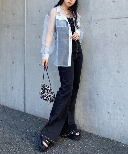 SPIRALGIRL（スパイラルガール）の「オーガンジーオーバーシャツ（シャツ/ブラウス・レディース・ブラック/オフホワイト/ブルー・FREE）」の19枚目の写真