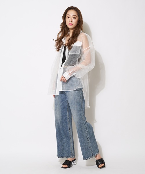 SPIRALGIRL（スパイラルガール）の「オーガンジーオーバーシャツ（シャツ/ブラウス・レディース・ブラック/オフホワイト/ブルー・FREE）」の4枚目の写真