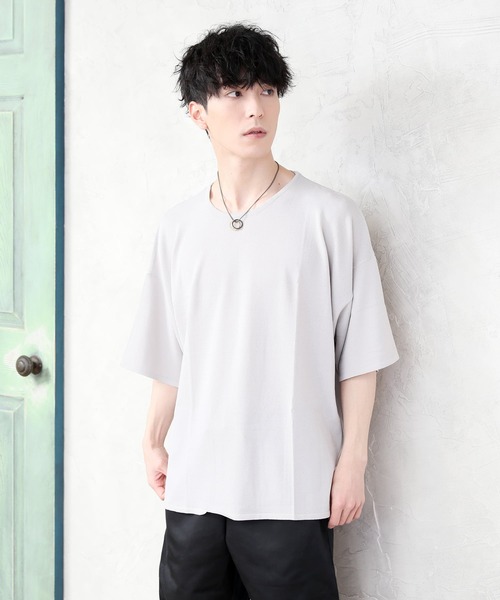 TopIsm(トップイズム)の「ワイドシルエット 接触冷感クルーネックサマーニット(ニット/セーター・メンズ・ライトグレー/ライトブルー/ブラック/ベージュ/アイボリー/ライトピンク・M/L)」の4枚目の写真