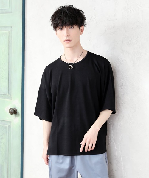 TopIsm(トップイズム)の「ワイドシルエット 接触冷感クルーネックサマーニット(ニット/セーター・メンズ・ライトグレー/ライトブルー/ブラック/ベージュ/アイボリー/ライトピンク・M/L)」の3枚目の写真