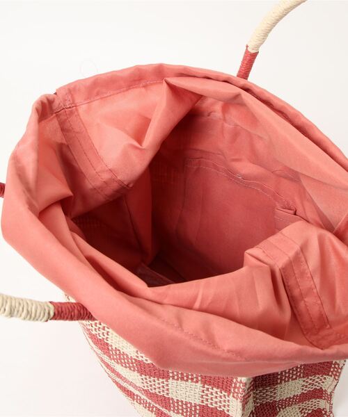 omom sot（オムオムソット）の「ギンガム トートバッグ omom sot（トートバッグ・レディース・ブラック/レッド・F）」の18枚目の写真