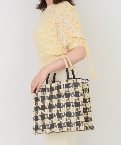 omom sot（オムオムソット）の「ギンガム トートバッグ omom sot（トートバッグ・レディース・ブラック/レッド・F）」の8枚目の写真
