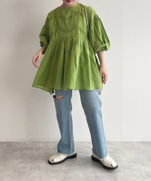 w closet（ダブルクローゼット）の「レースギャザーブラウス（シャツ