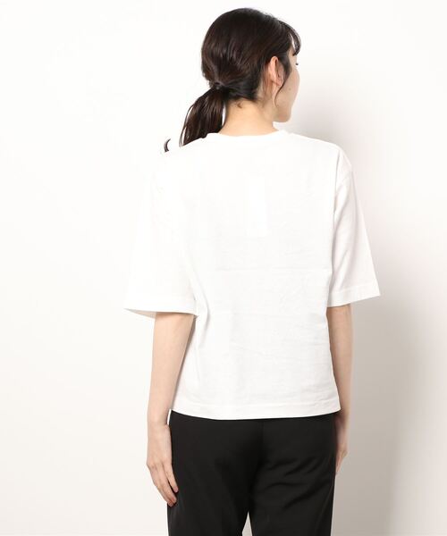 Samansa Mos2 blue(サマンサモスモスブルー)の「ロックTシャツ(Tシャツ/カットソー・レディース・オフホワイト/チャコール/キナリ・フリ-)」の13枚目の写真