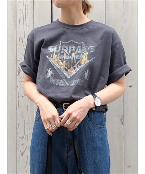 Samansa Mos2 blue(サマンサモスモスブルー)の「ロックTシャツ(Tシャツ/カットソー・レディース・オフホワイト/チャコール/キナリ・フリ-)」の3枚目の写真