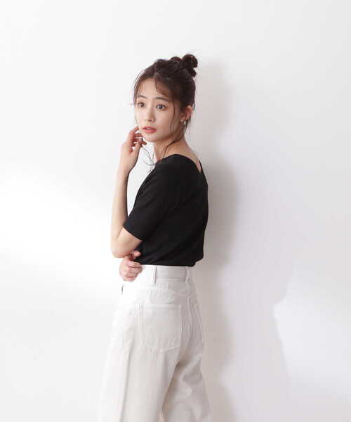 N.（N. Natural Beauty Basic）（エヌエヌナチュラルビューティーベーシック）の「三角テレコベーシックTシャツ（Tシャツ/カットソー・レディース・ブラック/ホワイト/ベージュ・MEDIUM）」の21枚目の写真