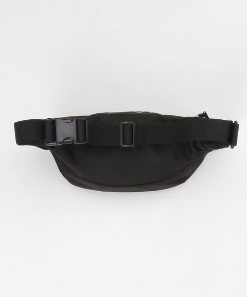 MILKFED.(ミルクフェド)の「MILKFED. × MANASTASH /ミルクフェド×マナスタッシュ TOP LOGO FANNY PACK トップロゴファニーパック ウエストバッグ(ボディバッグ/ウエストポーチ・レディース・ブラック・FREE)」の10枚目の写真