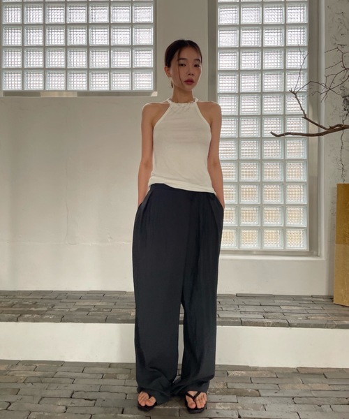 Didot.showroom(ディドット ショールーム)の「2WAYアメスリホルターキャミソール(キャミソール・レディース・ブラウン/サンドベージュ/チャコールグレー/アイボリー/ブラック・FREE)」の12枚目の写真