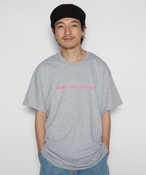 BOKU HA TANOSII（ボク　ハ　タノシイ）の「ライセンスT（Tシャツ/カットソー・メンズ・ブラック/オレンジ/ヘザーグレー/ホワイト/グリーン系その他/チャコールグレー/ライトグリーン/アーミー/サンドベージュ/ネイビー/ライトブラウン・MEDIUM/X-LARGE/LARGE）」の5枚目の写真