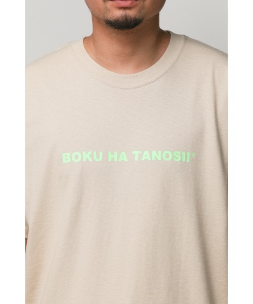BOKU HA TANOSII（ボク　ハ　タノシイ）の「ライセンスT（Tシャツ/カットソー・メンズ・ブラック/オレンジ/ヘザーグレー/ホワイト/グリーン系その他/チャコールグレー/ライトグリーン/アーミー/サンドベージュ/ネイビー/ライトブラウン・MEDIUM/X-LARGE/LARGE）」の15枚目の写真