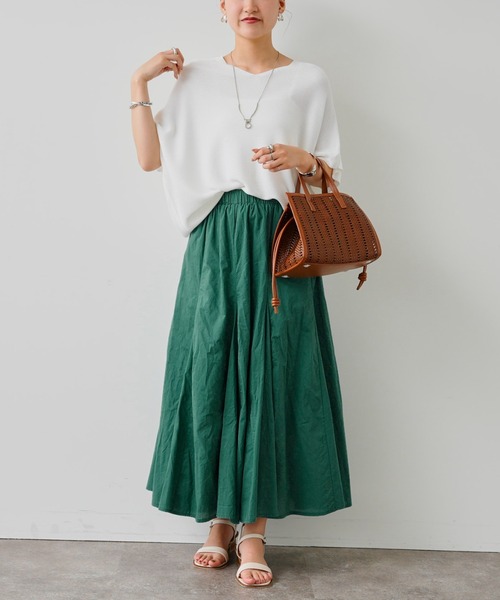 Chez toi（シェトワ）の「バックコクーンフレンチスリーブプルオーバー（ニット/セーター・レディース・ブラック/オフホワイト/ライム/オレンジ・FREE）」の15枚目の写真