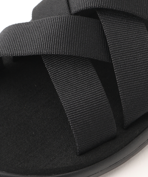 Teva(テバ)の「【Teva / テバ】VOYA SLIDE(サンダル・メンズ・カーキ/ブラック・7/100/9/XX-SMALL)」の11枚目の写真
