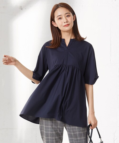 J.PRESS Ladies(J.プレス レディス)の「【洗える】プレーティング キーネック カットソー(Tシャツ/カットソー・レディース・ネイビー系/サックスブルー系/パープル系/ライトグレー系・SMALL)」の2枚目の写真