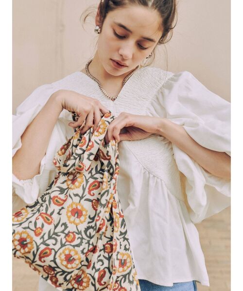 Ungrid（アングリッド）の「エスニックプリントショルダーBAG（ショルダーバッグ・レディース・ブラック/ベージュ・FREE）」の2枚目の写真