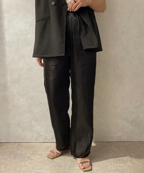 apres jour clair(アプレジュールクレア)の「【apres jour clair】サテンストレートパンツ【ZOZOTOWN限定アイテム】(その他パンツ・レディース・ブラック/アイボリー/ブラウン系その他・X-LARGE/フリー)」の17枚目の写真