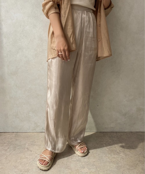 apres jour clair(アプレジュールクレア)の「【apres jour clair】サテンストレートパンツ【ZOZOTOWN限定アイテム】(その他パンツ・レディース・ブラック/アイボリー/ブラウン系その他・X-LARGE/フリー)」の6枚目の写真