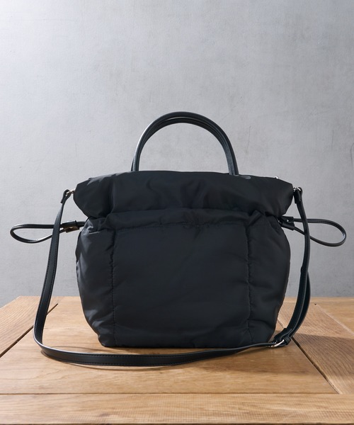 cache cache（カシュ カシュ）の「スマホショルダー付き パファートート（トートバッグ・レディース・ブラック/ベージュ・フリー）」の12枚目の写真