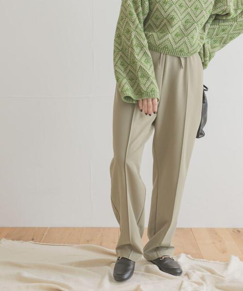 ITEMS URBANRESEARCH（アイテムズ アーバンリサーチ）の「ピンタックイージーパンツ（その他パンツ・レディース・ベージュ/ネイビー/ピンク・FREE）」の5枚目の写真