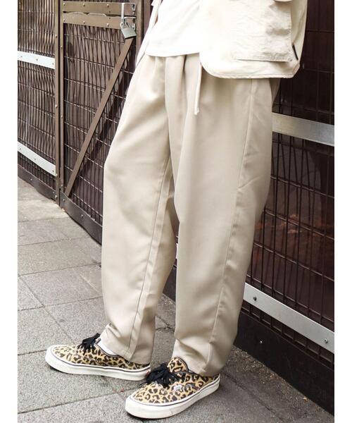 CRAFT STANDARD BOUTIQUE(クラフトスタンダードブティック)の「3TUCKワイドテーパードパンツ *(その他パンツ・メンズ・グレー/ベージュ/カーキ・M/L/LL)」の4枚目の写真