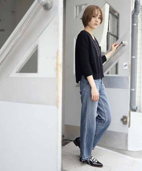 SESTO（セスト）の「ビジューバックルのポインテッドトゥエナメルドレスシューズ（ドレスシューズ・レディース・ブラック・22.5cm/23.5cm/24.5cm/23.0cm/24.0cm/25.0cm）」の11枚目の写真