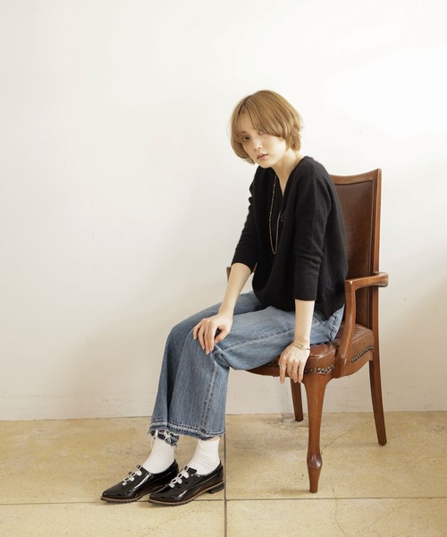 SESTO（セスト）の「ビジューバックルのポインテッドトゥエナメルドレスシューズ（ドレスシューズ・レディース・ブラック・22.5cm/23.5cm/24.5cm/23.0cm/24.0cm/25.0cm）」の14枚目の写真