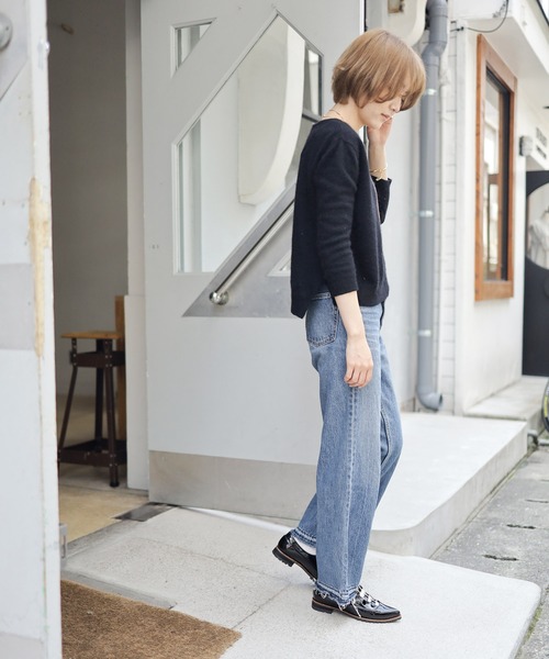 SESTO（セスト）の「ビジューバックルのポインテッドトゥエナメルドレスシューズ（ドレスシューズ・レディース・ブラック・22.5cm/23.5cm/24.5cm/23.0cm/24.0cm/25.0cm）」の13枚目の写真