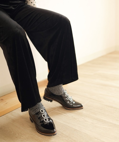 SESTO（セスト）の「ビジューバックルのポインテッドトゥエナメルドレスシューズ（ドレスシューズ・レディース・ブラック・22.5cm/23.5cm/24.5cm/23.0cm/24.0cm/25.0cm）」の9枚目の写真