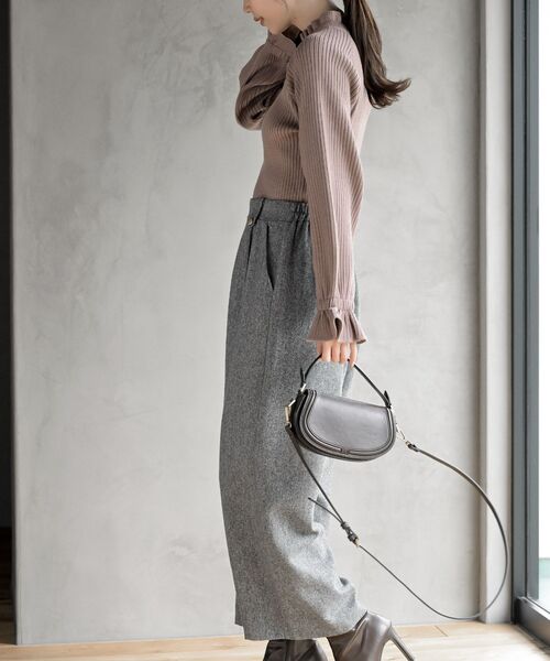 rps（アールピーエス）の「キャンディ袖フリルネックリブニットプルオーバー（ニット/セーター・レディース・ブラック/アイボリー/モカ/ラベンダー/ベージュ系その他/グリーン/ボルドー/イエロー/グレー系その他/杢グレー・M/フリー）」の17枚目の写真