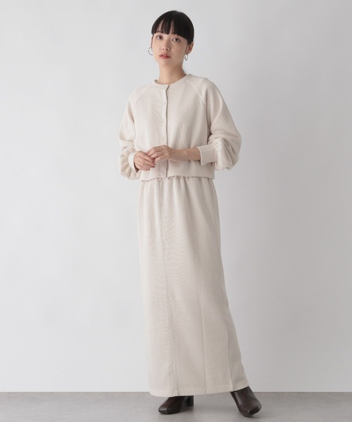 LOWRYS FARM（ローリーズファーム）の「カットカーディガンノースリープ２Ｐワンピース　123214（ワンピース・レディース・ブラック/パープル/ブラウン/アイボリー・FREE）」の2枚目の写真