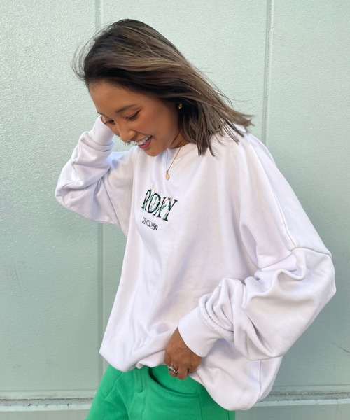 ROXY(ロキシー)の「【ZOZO限定アイテム】FLOWER EMB PULLOVER/ロキシースウェットトレーナー(スウェット・レディース・ホワイト/ネイビー/グレー・FREE)」の9枚目の写真