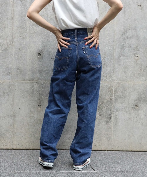 Levi's（リーバイス）の「【Levi's】シルバータブバギーデニムパンツ（デニムパンツ・レディース・ダークインディゴブルー・25inch/26inch/27inch/24inch）」の7枚目の写真