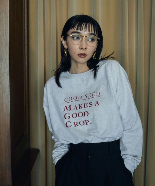 MATURED（マチュアード）の「【MATURED/マチュアード】メッセージプリントロンTEE（Tシャツ/カットソー・レディース・オフホワイト/ネイビー・FREE）」の2枚目の写真