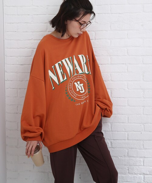 Cutie Blonde（キューティーブロンド）の「◆オーバーサイズ ロゴスウェット（スウェット・レディース・ホワイト系その他/チャコール/ライトグレー系/アイボリー系/パープル系5/オレンジ系5・00）」の21枚目の写真