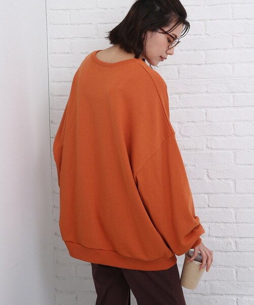 Cutie Blonde（キューティーブロンド）の「◆オーバーサイズ ロゴスウェット（スウェット・レディース・ホワイト系その他/チャコール/ライトグレー系/アイボリー系/パープル系5/オレンジ系5・00）」の22枚目の写真