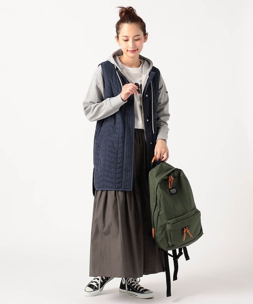 Grand PARK（グランドパーク）の「軽いロング丈　キルティングベスト（ベスト・レディース・カーキ/ベージュ/オフホワイト/ネイビー・FREE）」の9枚目の写真