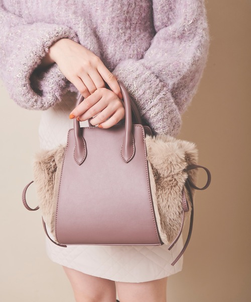 31 Sons de mode（トランテアン　ソン　ドゥ　モード）の「ファーコンビバッグ（ショルダーバッグ・レディース・オフホワイト/サックスブルー/ピンク・フリー）」の3枚目の写真